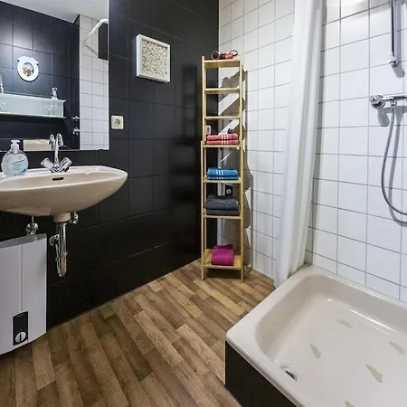 1 Bedroom Holiday home